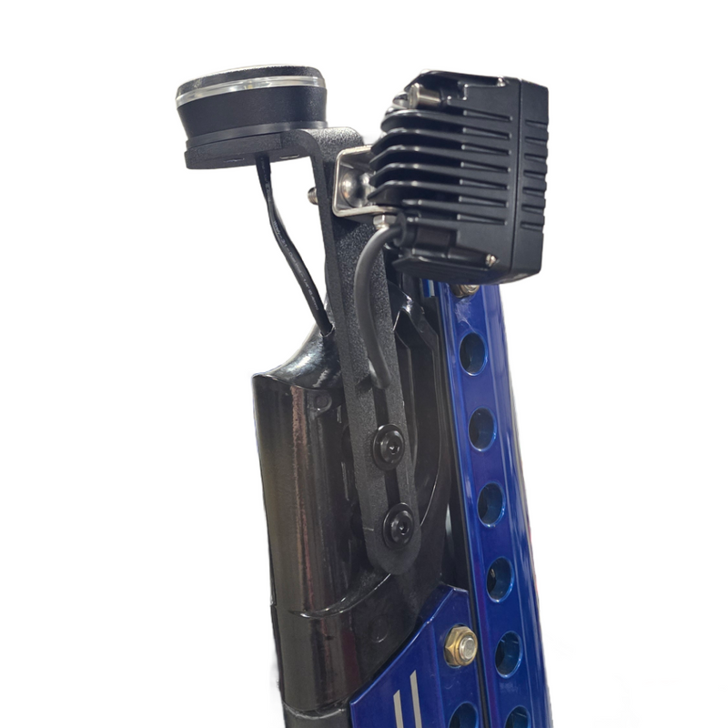 Mealey Marine ULTIMATE Anchor Light