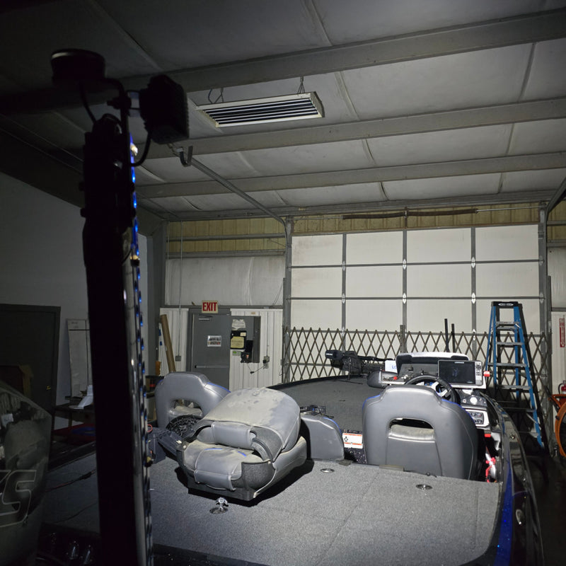 Mealey Marine ULTIMATE Anchor Light